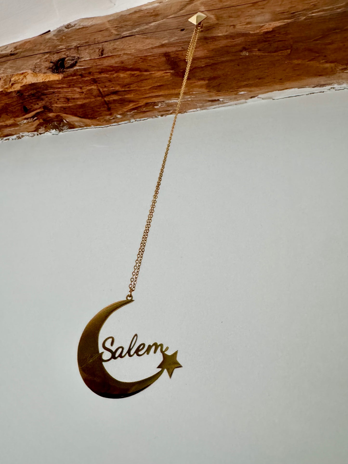 Baubles, Baubles – Salem Crescent Moon Necklace - Witch by Weekend 