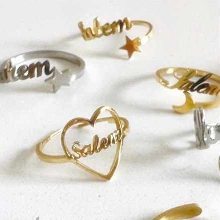 Baubles Baubles — Dainty Salem Heart (Gold Tone) - Witch by Weekend 
